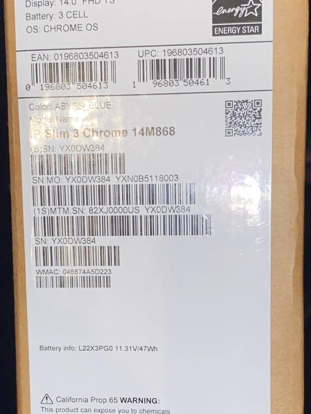 Lenovo Slim 3 Chromebook in Deep Blue